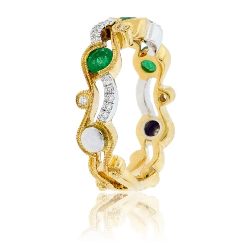 Green Emerald & Diamond Ring