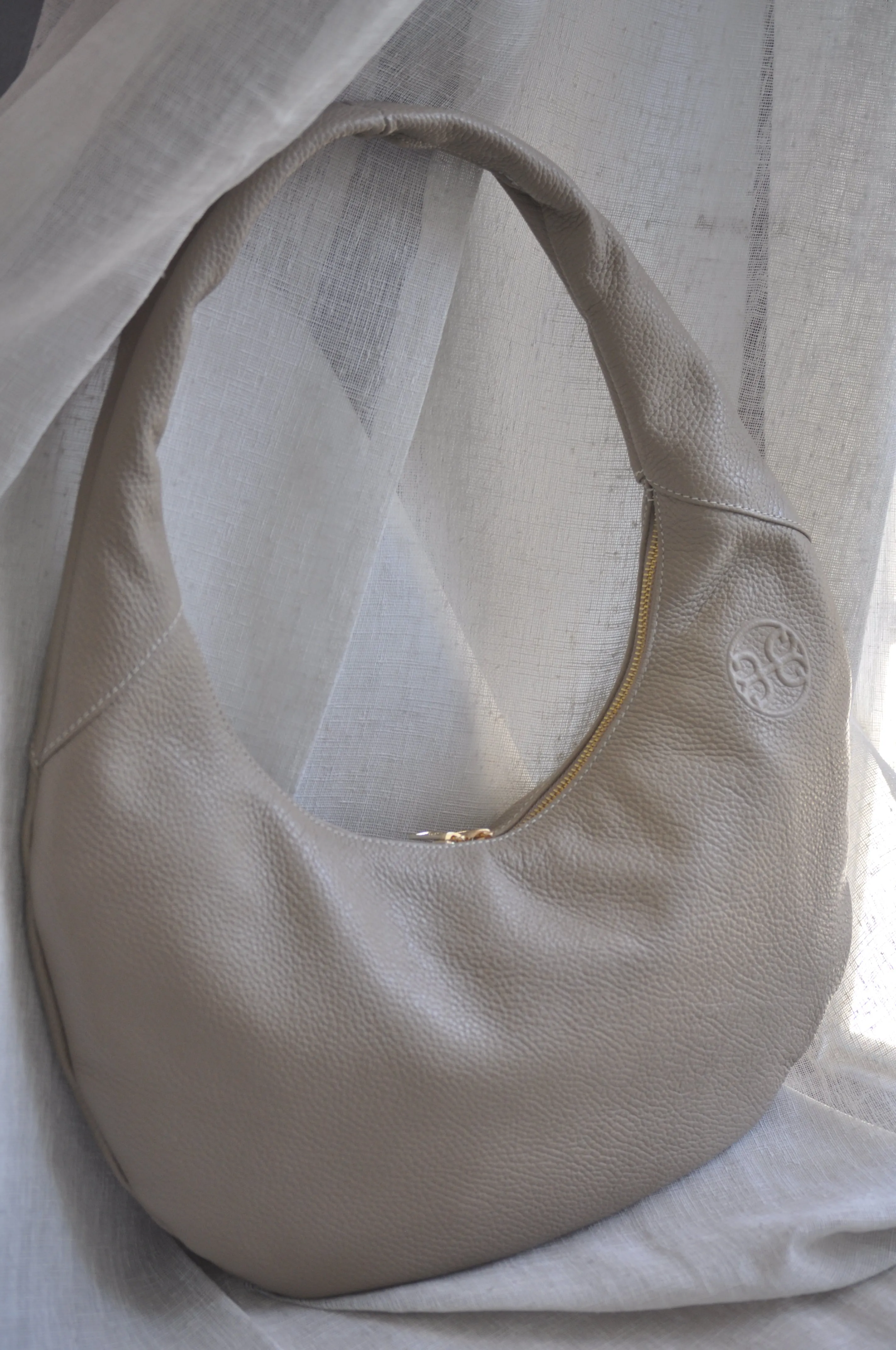 Ophelia Leather Shoulder Bag - Taupe