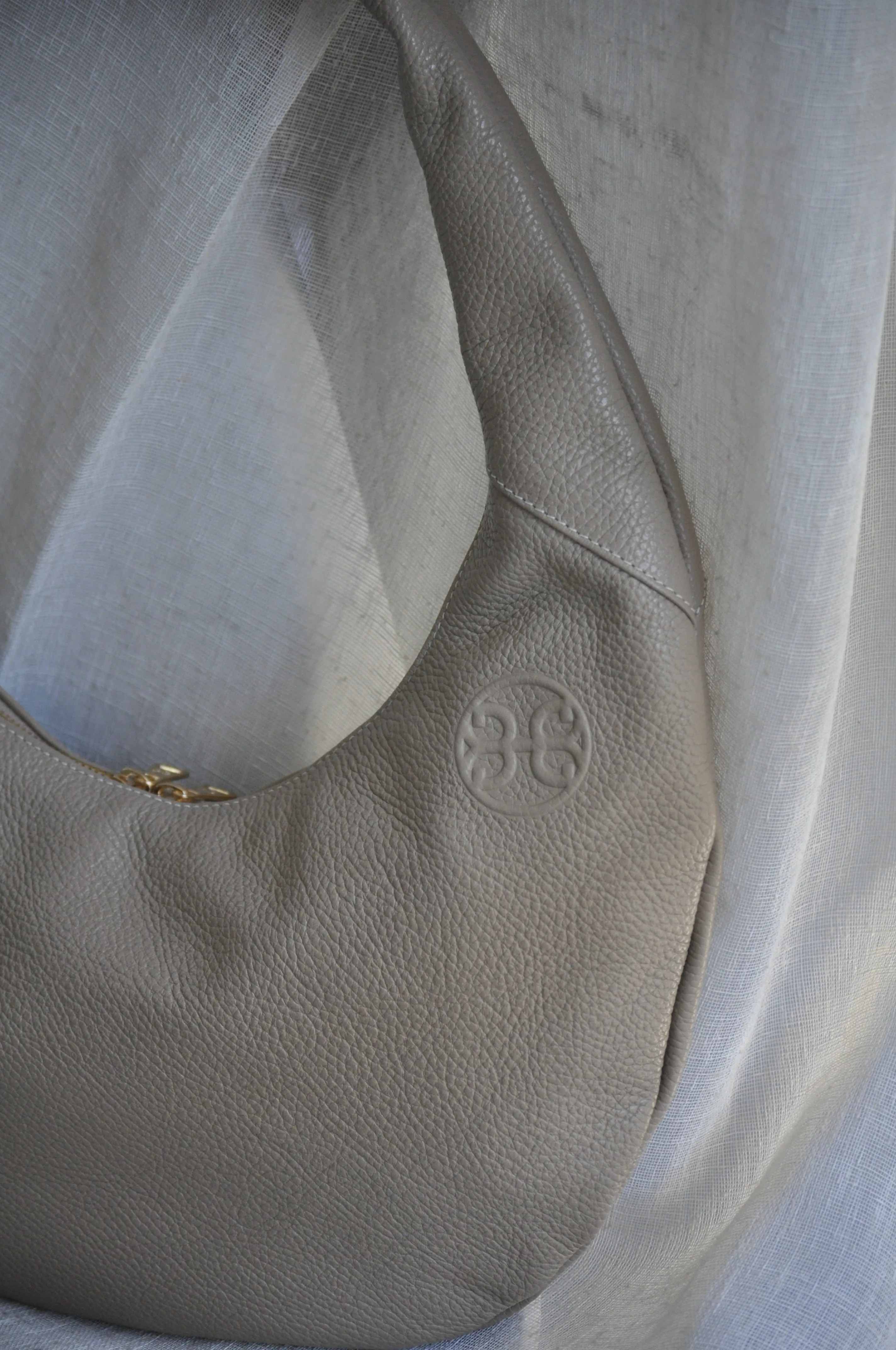 Ophelia Leather Shoulder Bag - Taupe