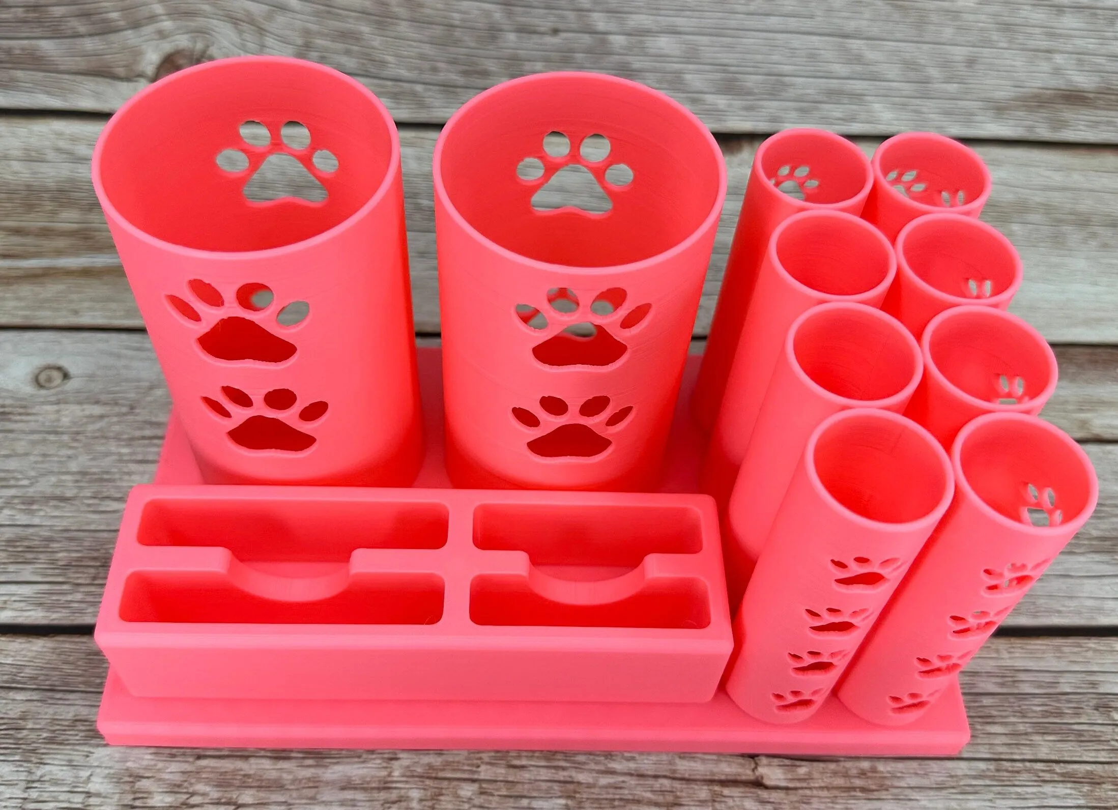 The Mini Mutt-- Dog Grooming Brush Holder, 8 Scissors, 2 Standard Blades, 2 Wide Blades and 2 Clippers